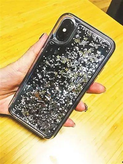 网红手机壳怎么取下来的,网红手机壳轻松取下攻略揭秘